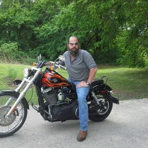 Meet your Posher, Dustin